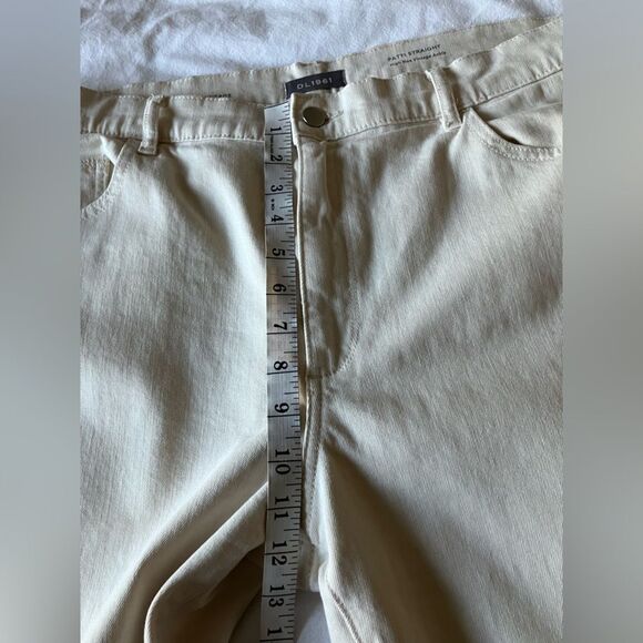 DL 1961 Vintage Off White Patti Straight Raw Hem Jeans Size 33 - Picture 9 of 12